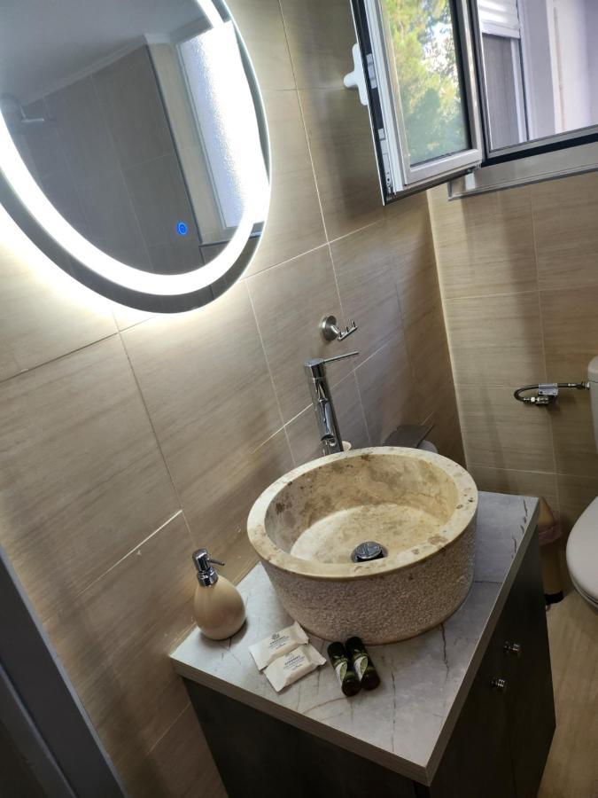 Small Luxury Apartment Anavyssos Extérieur photo